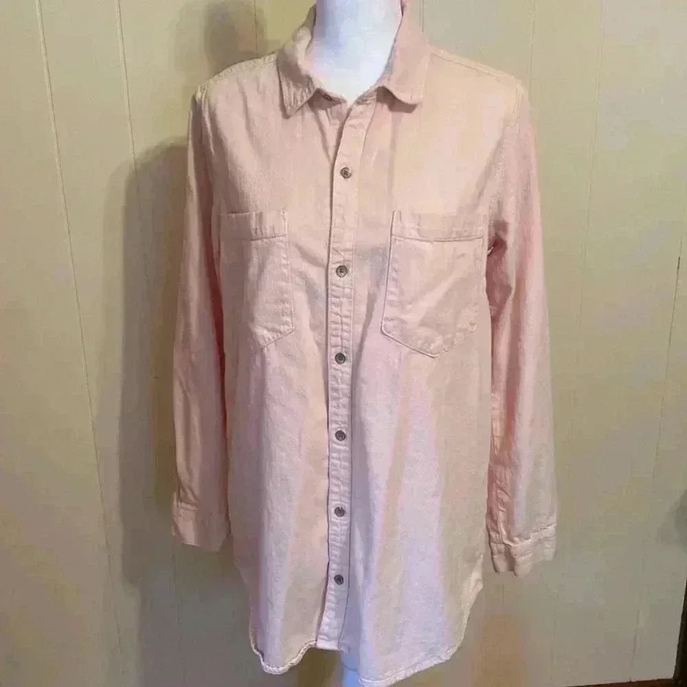Lucky Brand Boyfriend Shirt in Pale Pink, Size Small. Long Sleeve, Button Front